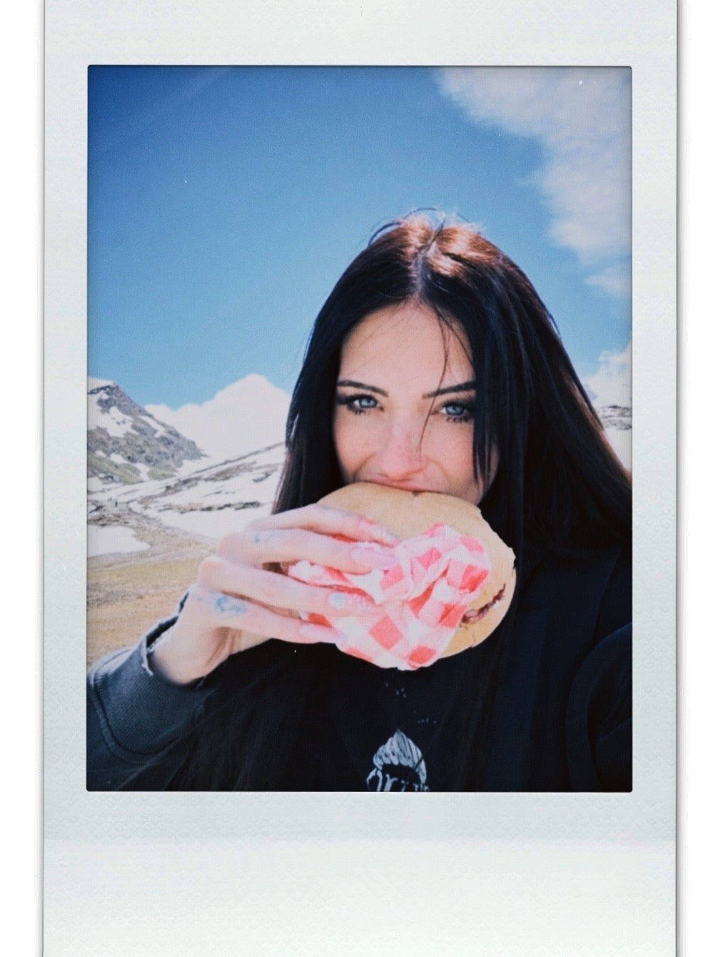 I'M A GOOD PERSON Hoodie - Self-Worth Emotional Clothing | 460 GSM THIO THIO