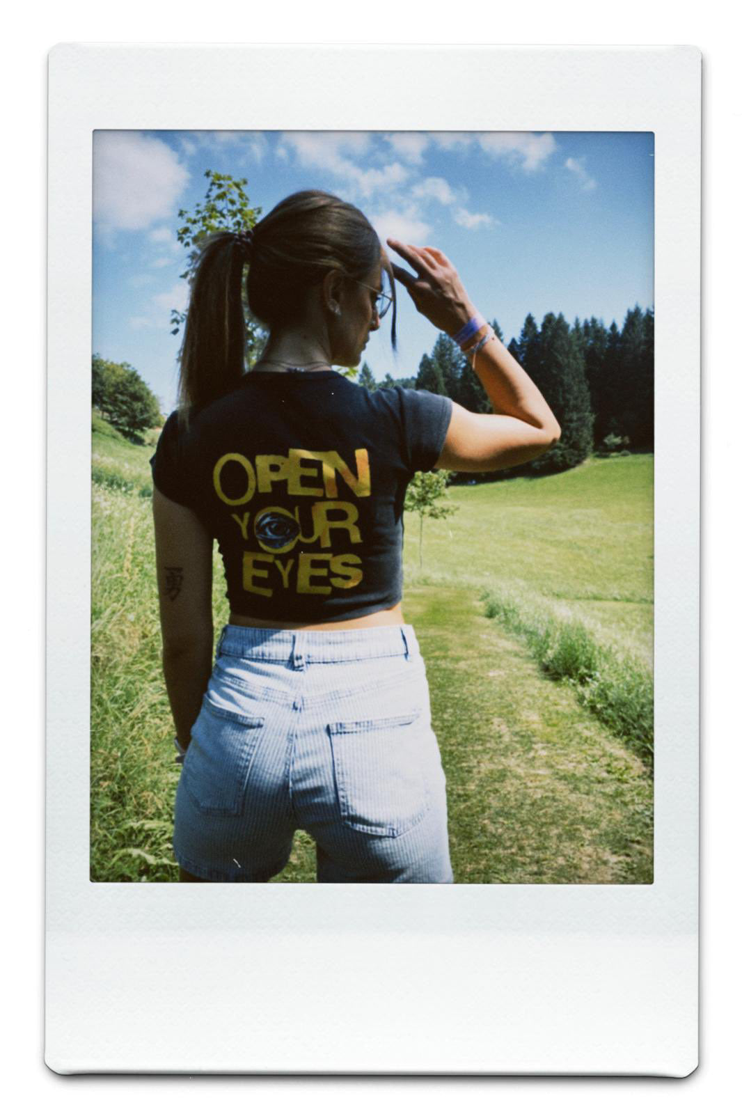 OPEN YOUR EYES Crop Top -OPEN YOUR EYES Crop Top - Awareness Emotional Fashion | Authentic THIO THIO